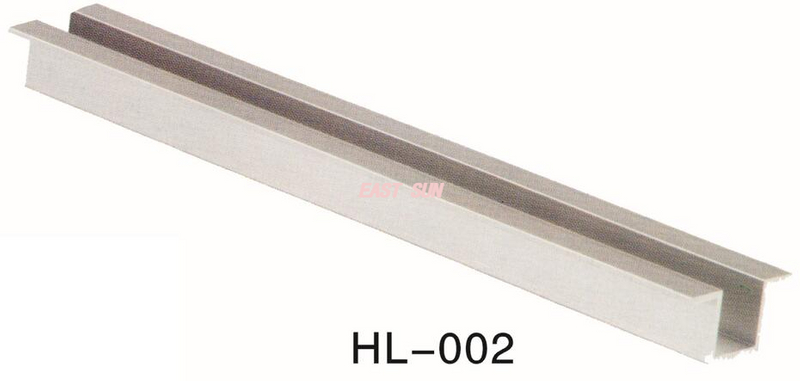 Guide au sol pour systèmes de portes pliantes