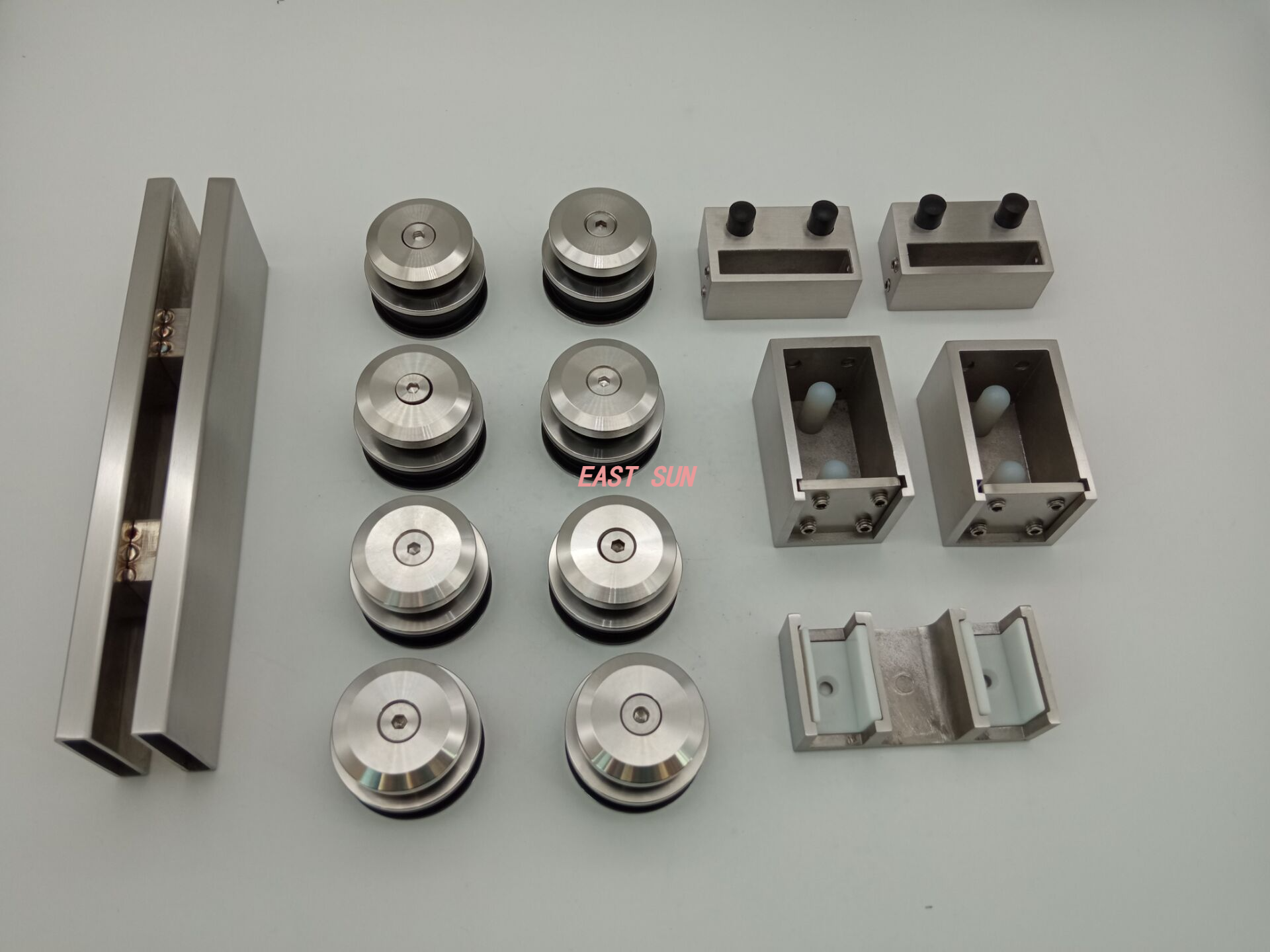 Système de porte de douche coulissante à deux portes de la série Cambridge de luxe à 180 degrés